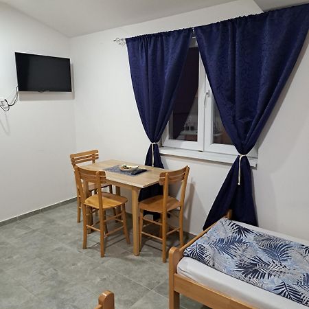Libero Apartmani Surčin Kültér fotó