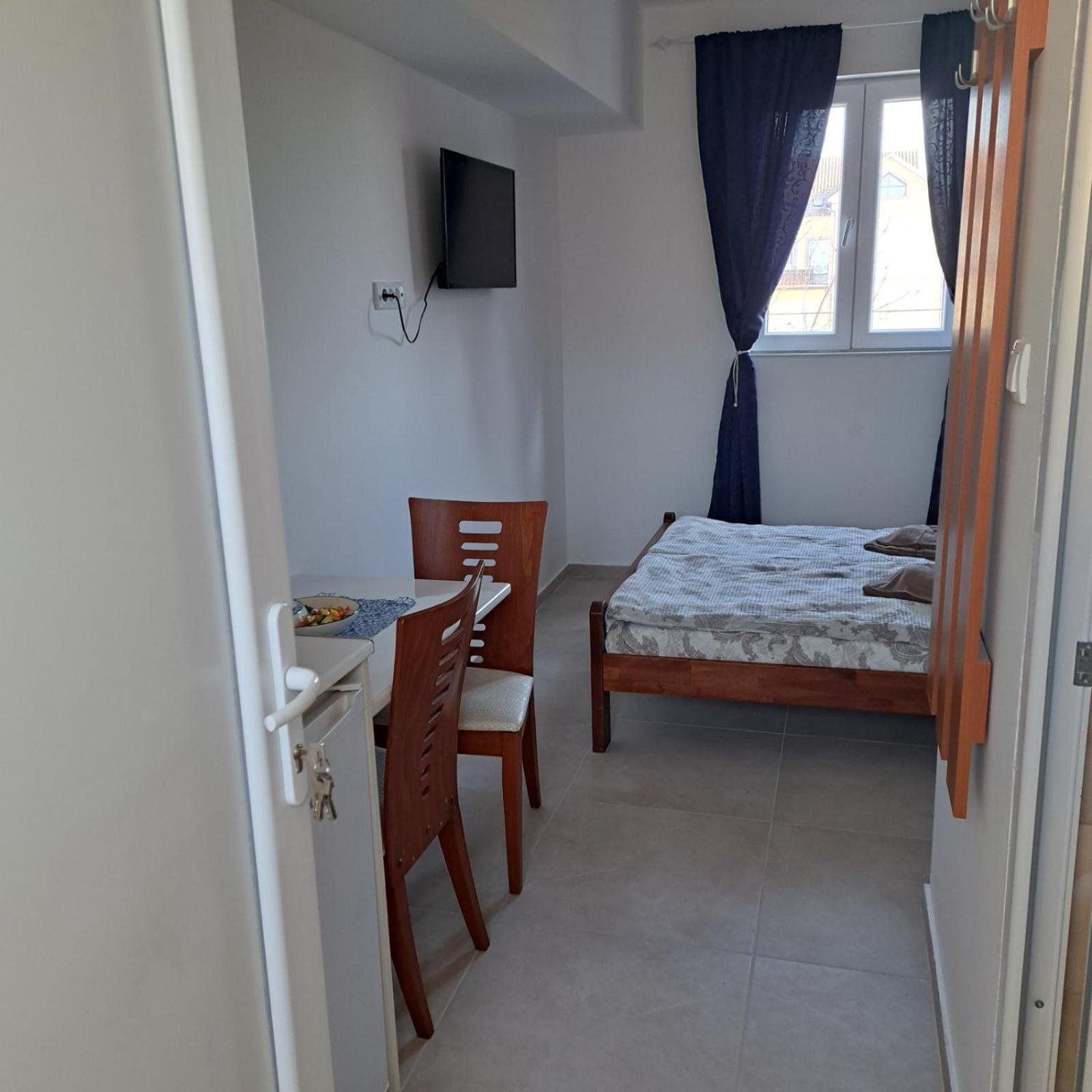 Libero Apartmani Surčin Szoba fotó