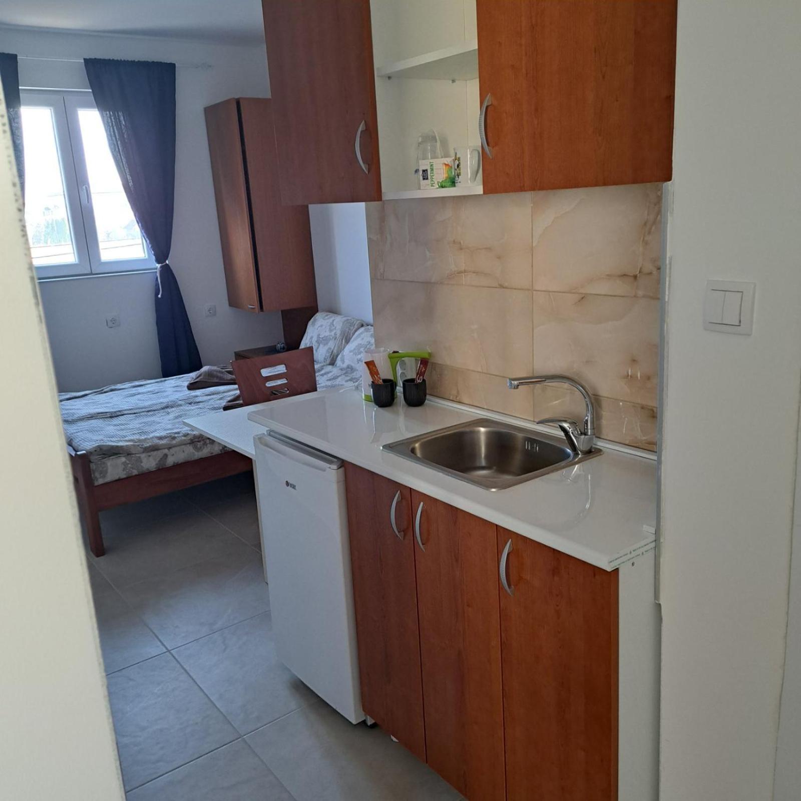 Libero Apartmani Surčin Szoba fotó