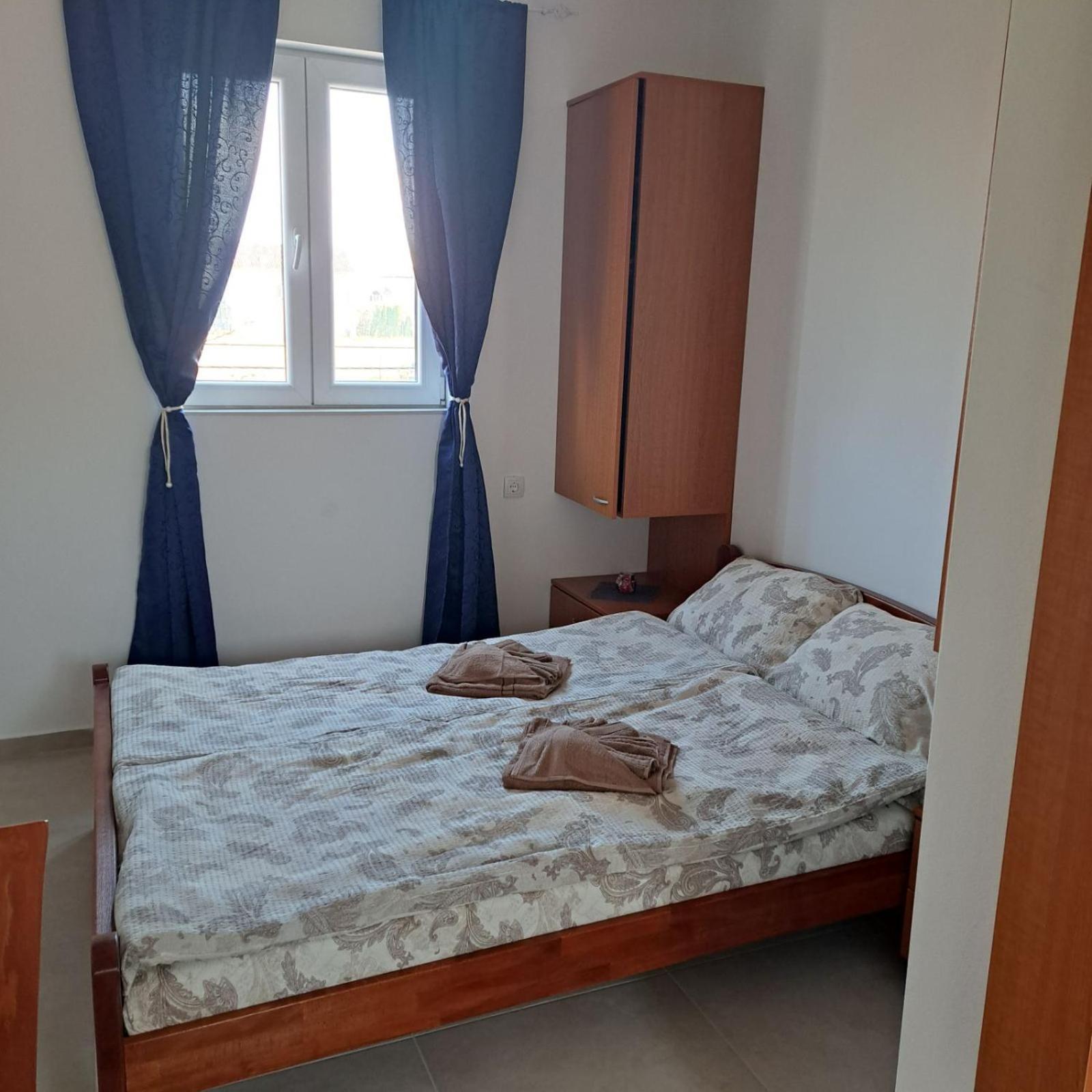 Libero Apartmani Surčin Szoba fotó