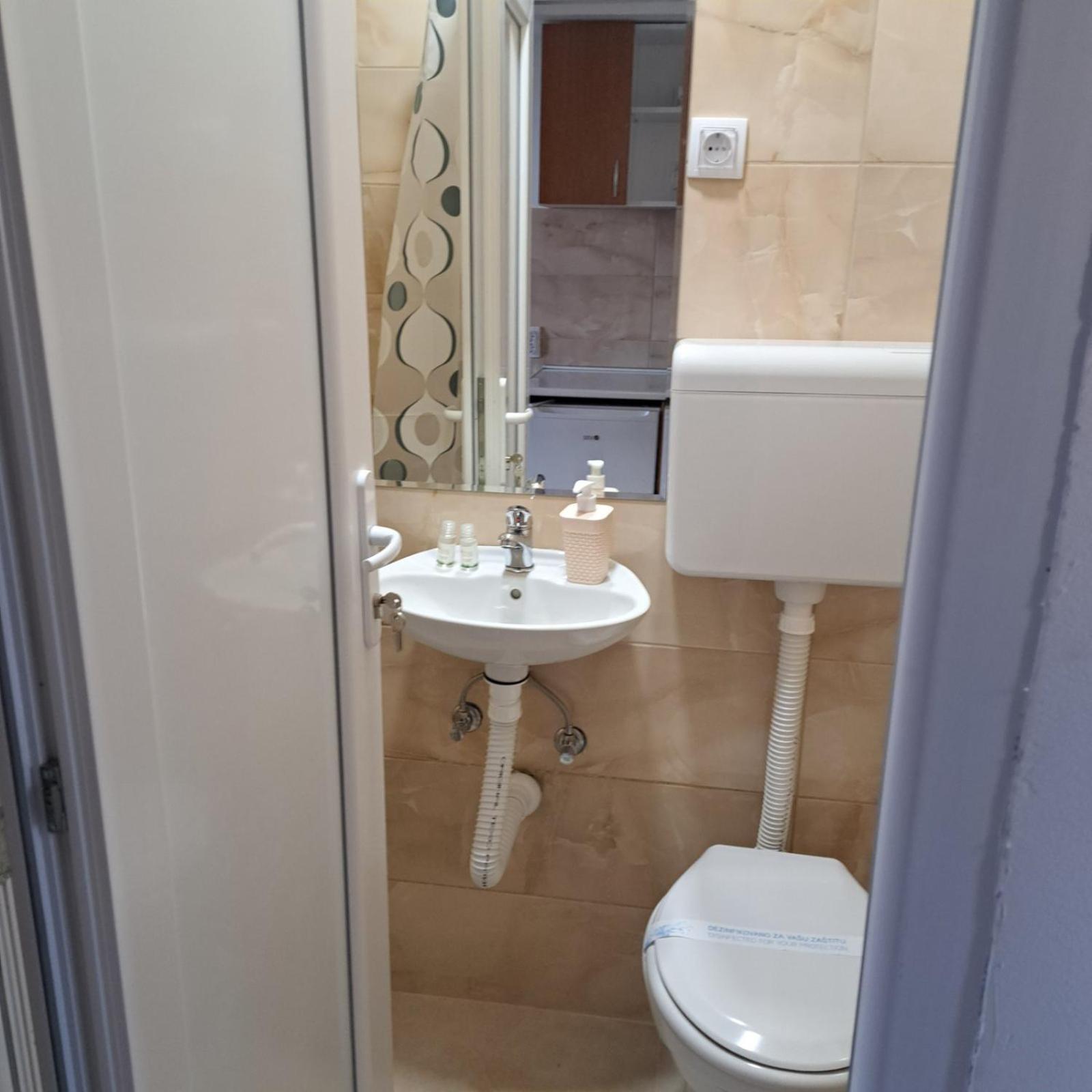 Libero Apartmani Surčin Szoba fotó