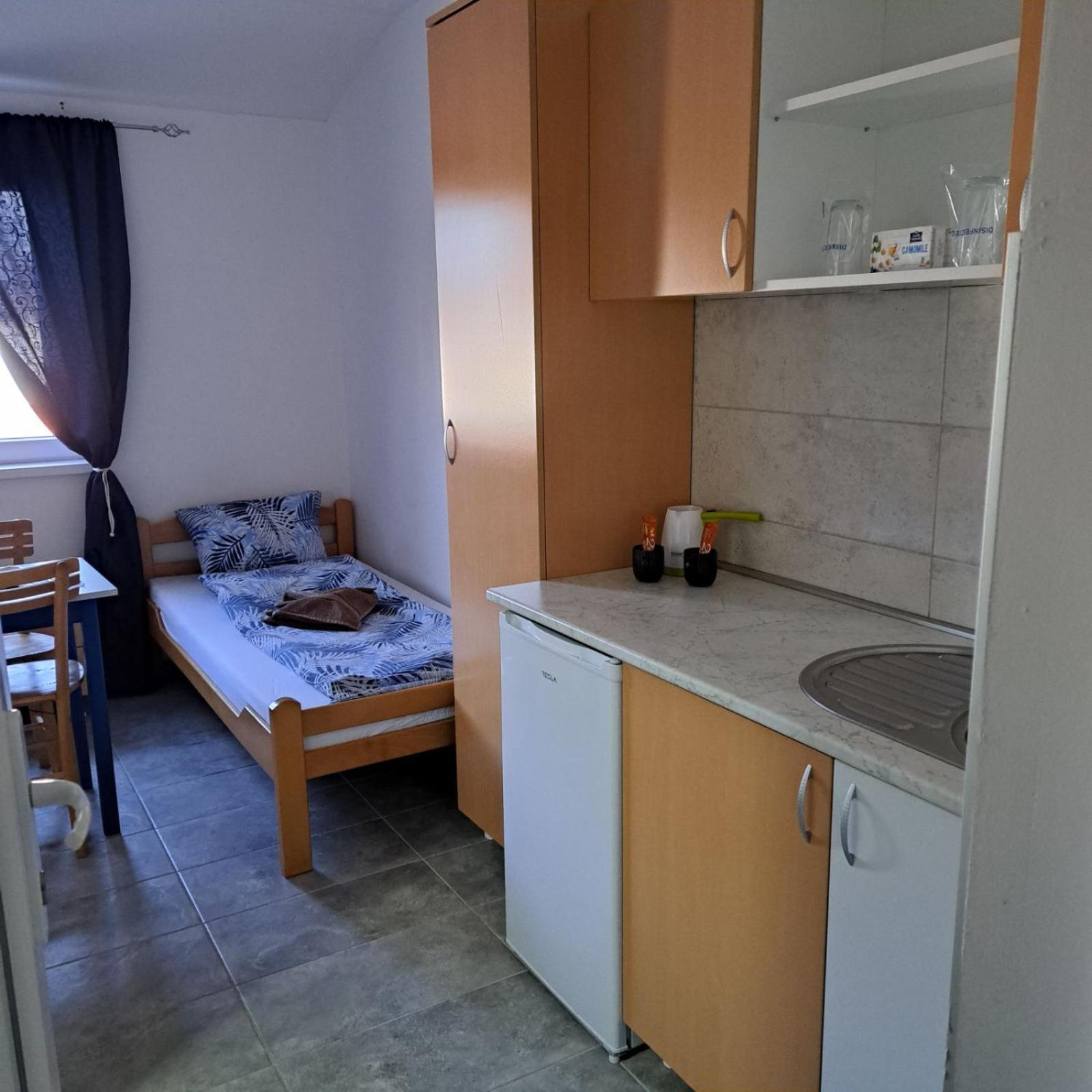 Libero Apartmani Surčin Szoba fotó