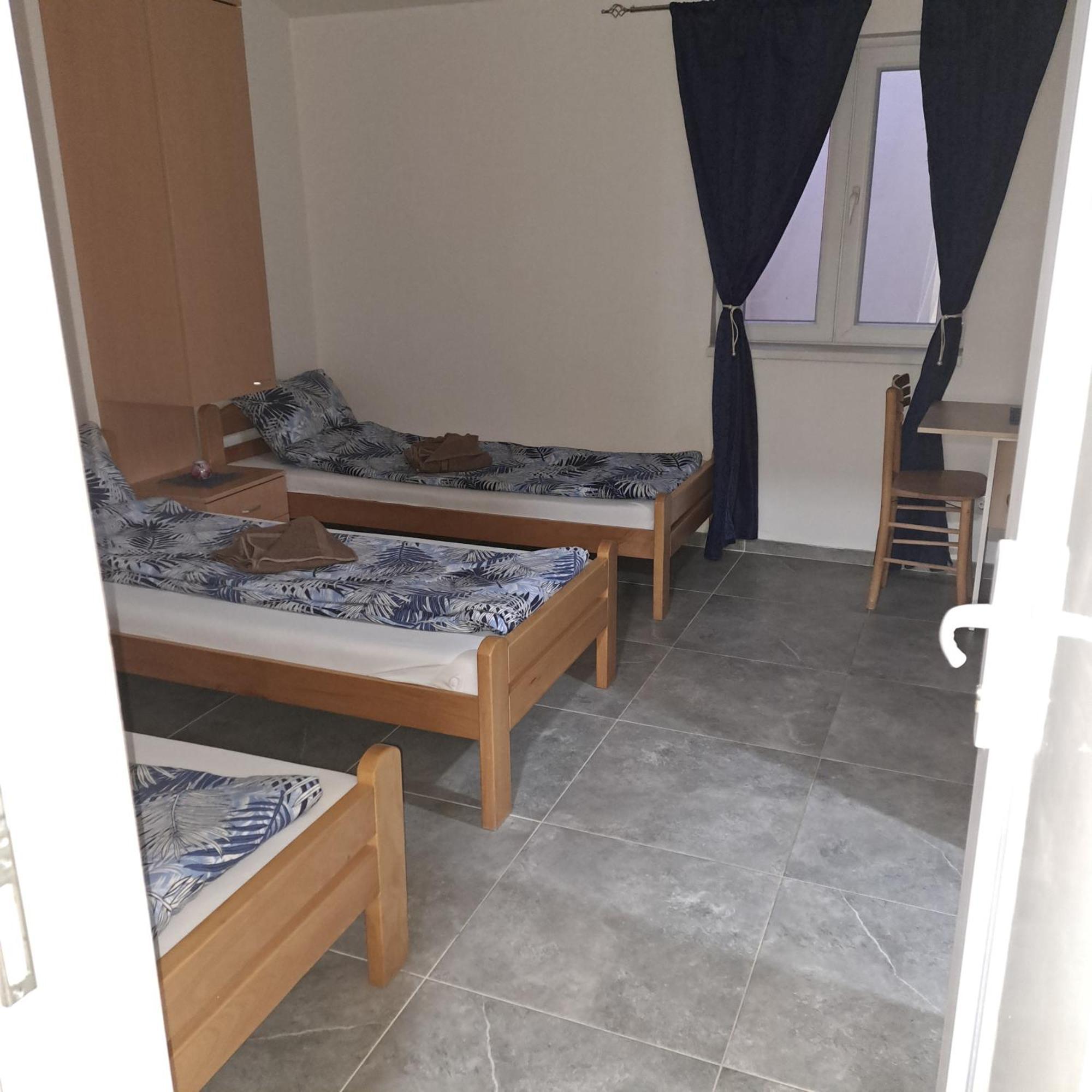 Libero Apartmani Surčin Kültér fotó